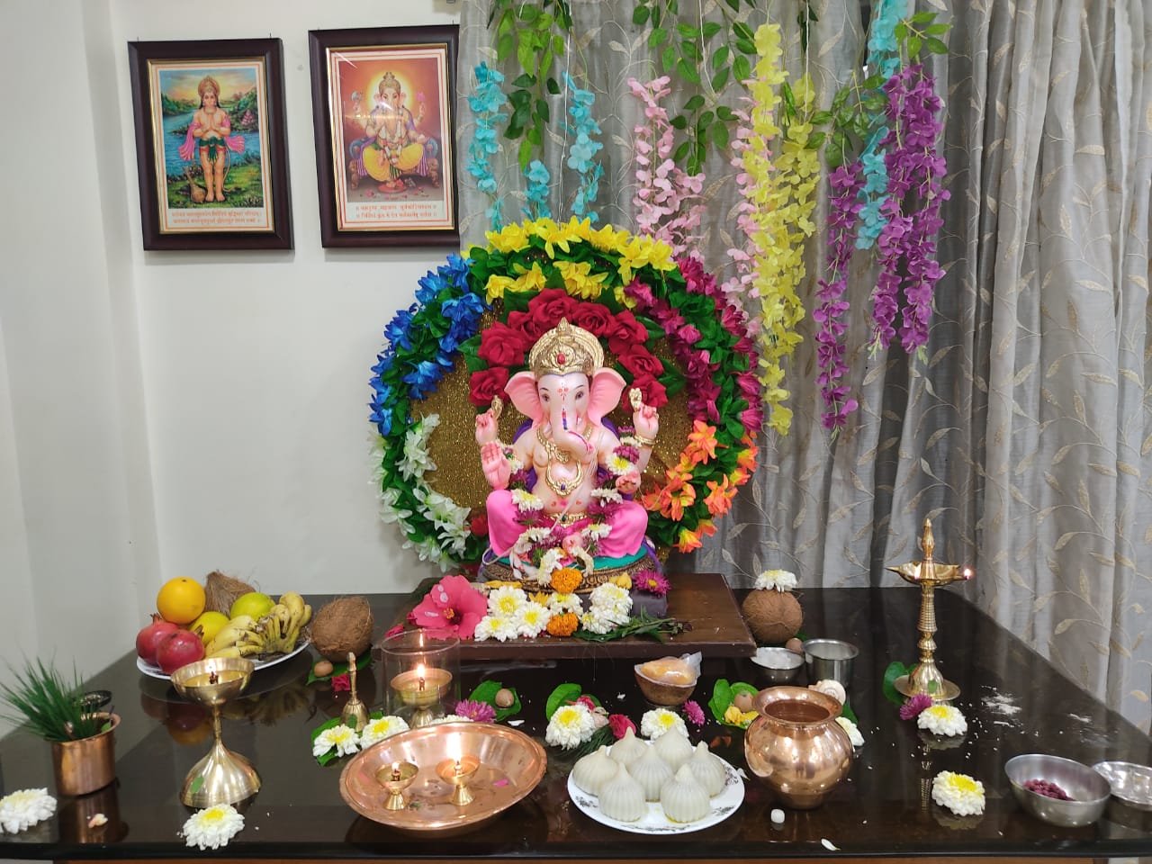 Home Ganesh Chaturthi puja setup in Mumbai