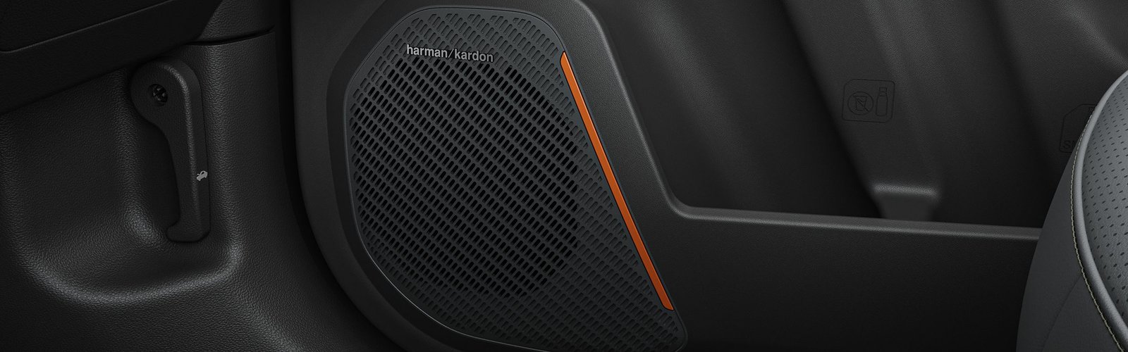 Kia Syros Harman Kardon speaker in door panel