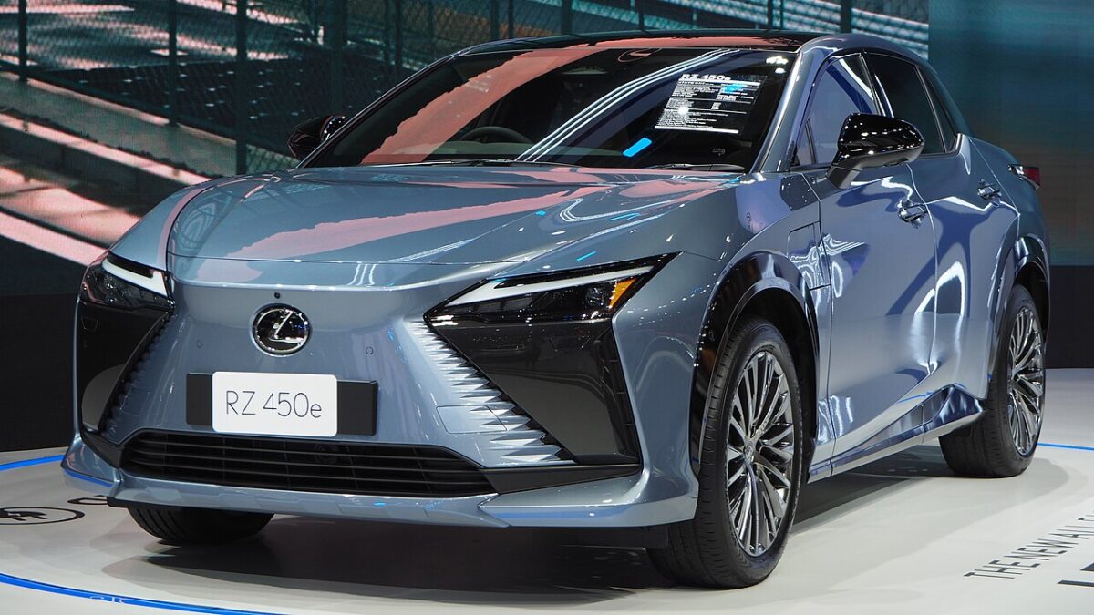 What Is a Solid-State Battery, and Why Are Toyota, CATL and BYD All Racing Toward 2027?