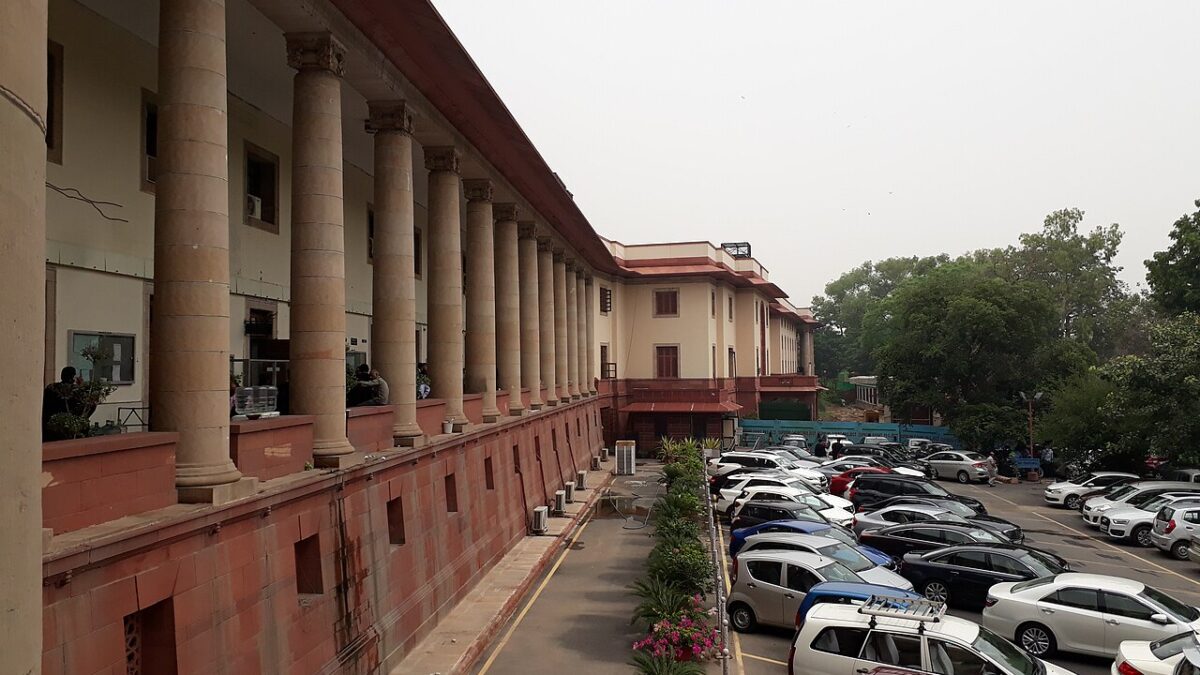 Supreme Court Order Means 4 Years of Insurance for New Cars, 6 for Bikes