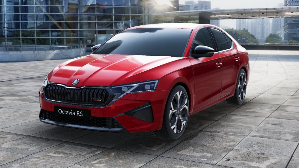 Skoda Octavia RS in Velvet Red