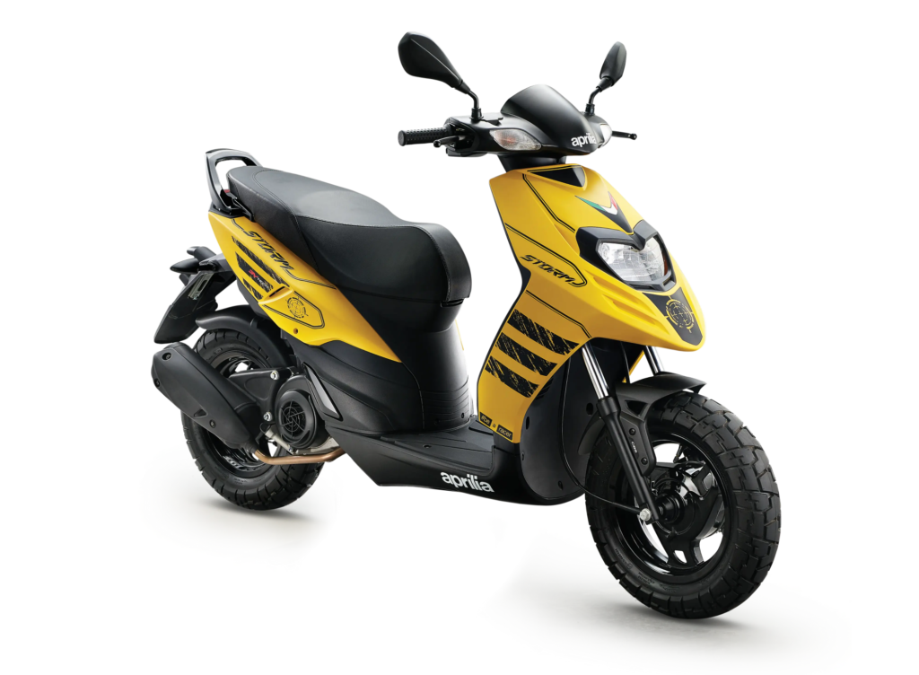Aprilia SR Storm 125 in Yellow