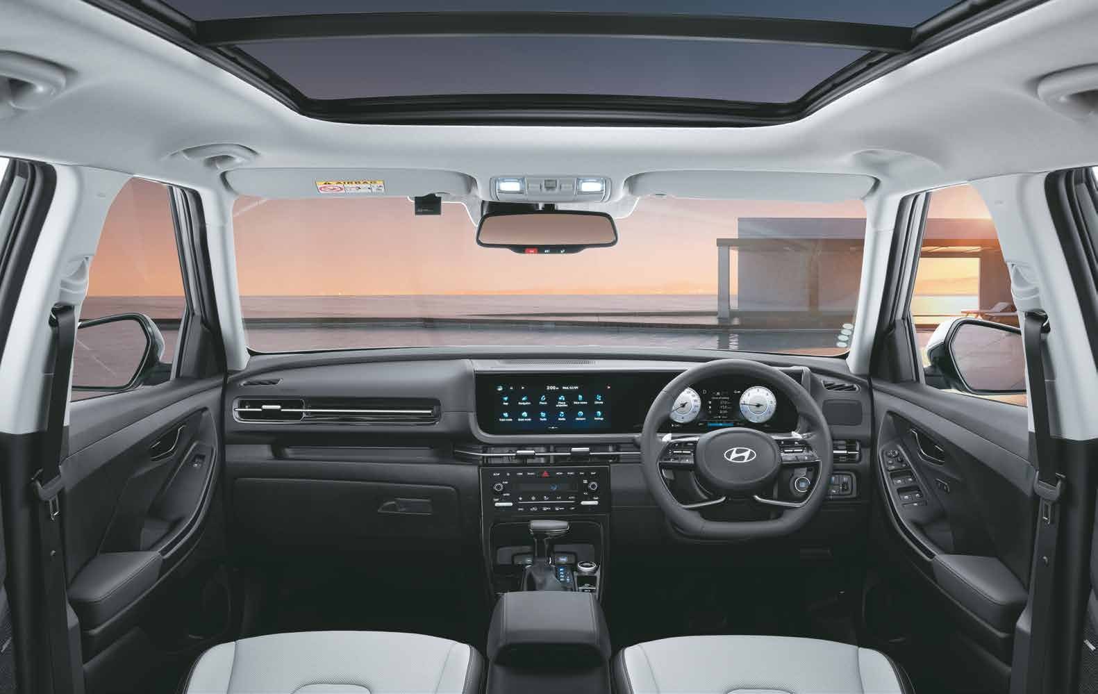 Hyundai Creta, cabin and panoramic sunroof