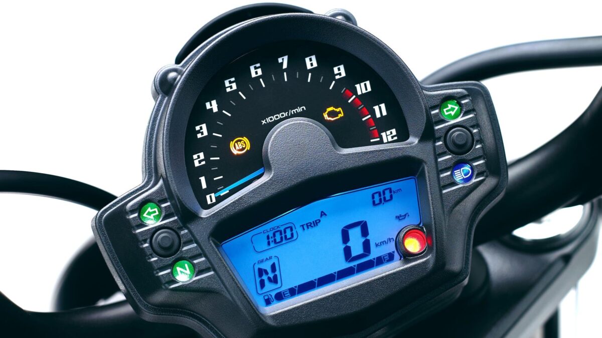 Kawasaki Vulcan S, interior