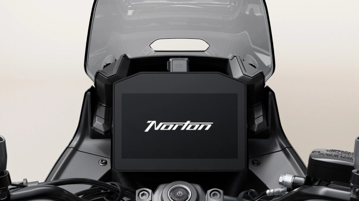 Norton Atlas, interior
