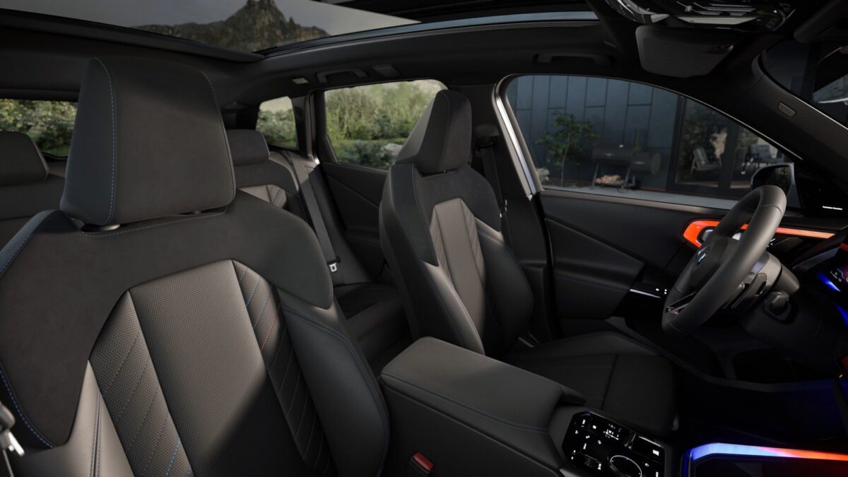 BMW X3, interior