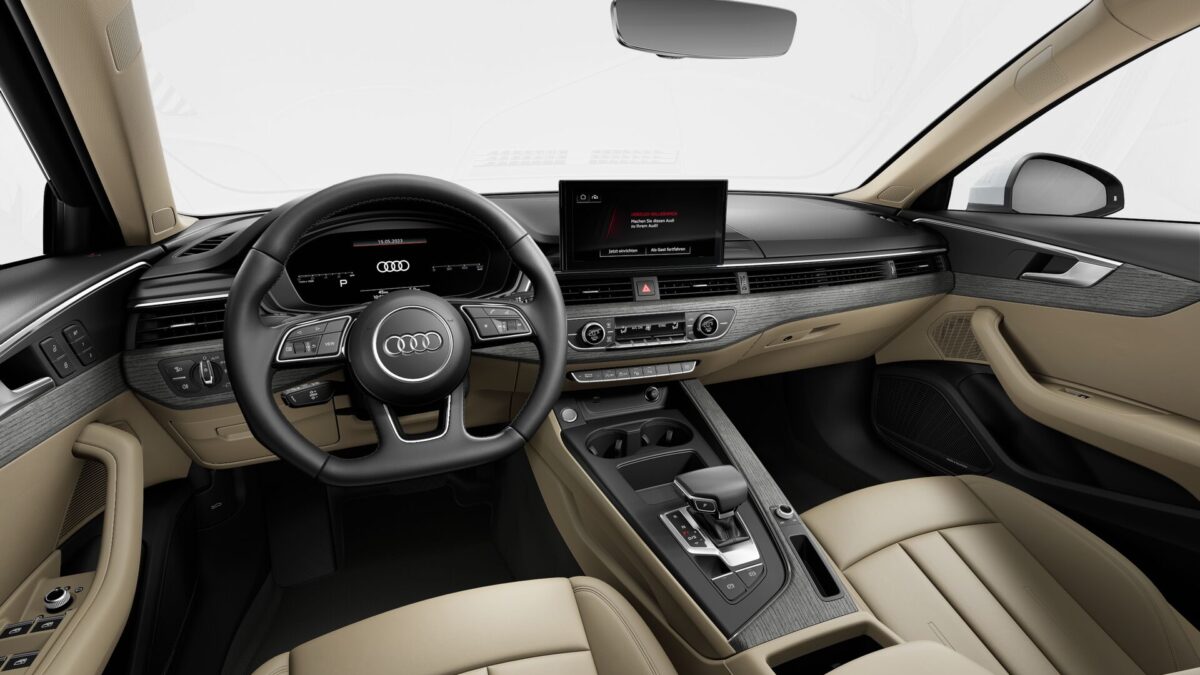 Audi A4, interior