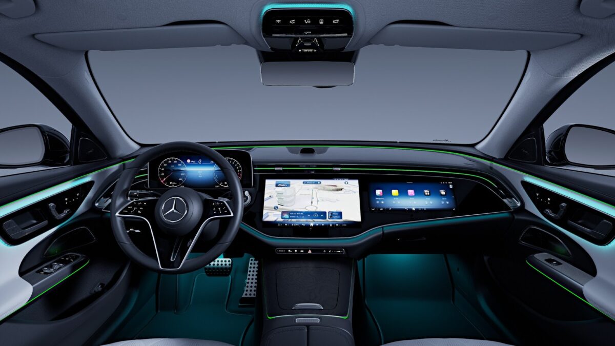 Mercedes-Benz E-Class, interior
