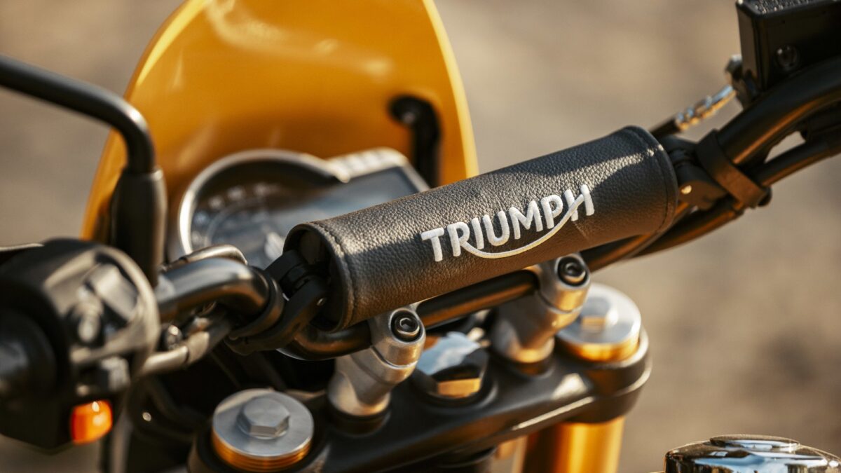 Triumph Scrambler 400 XC, interior
