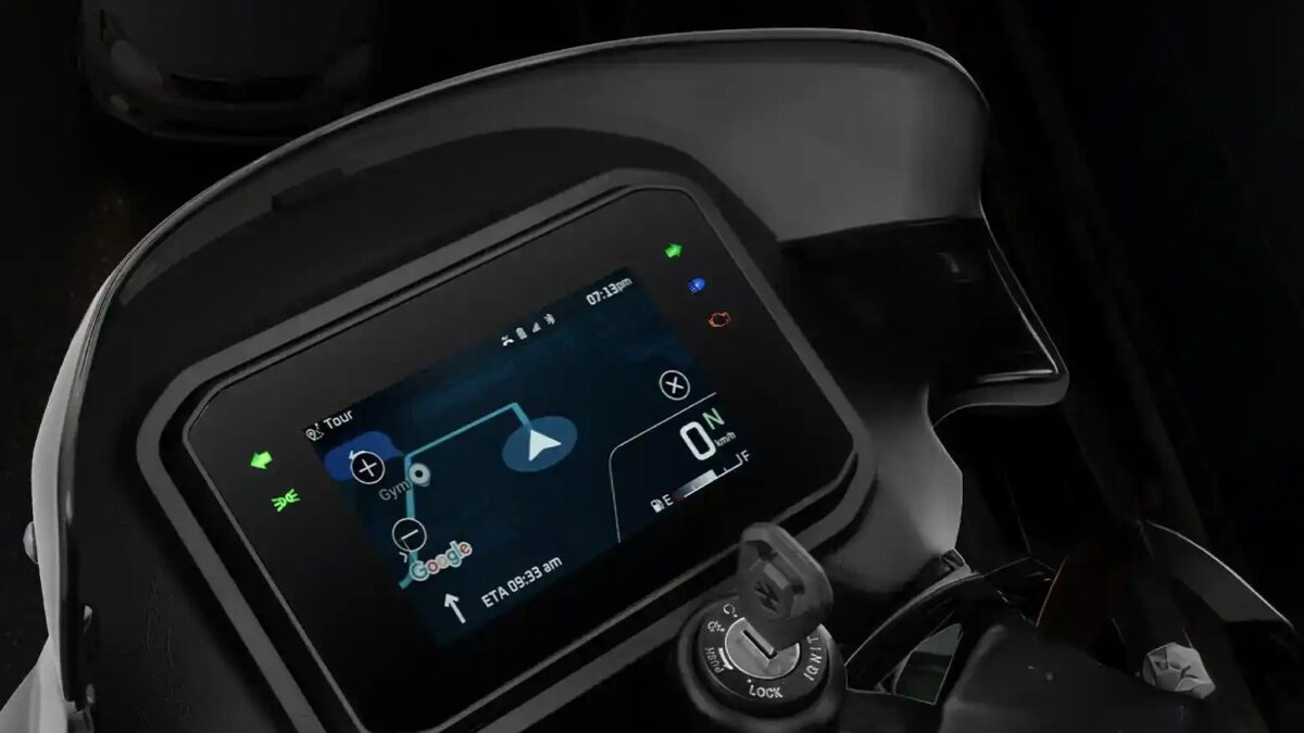 Bajaj Pulsar 125, interior