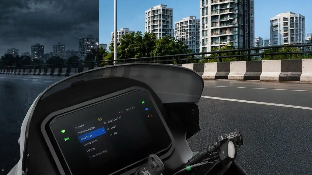 Bajaj Pulsar 150, interior