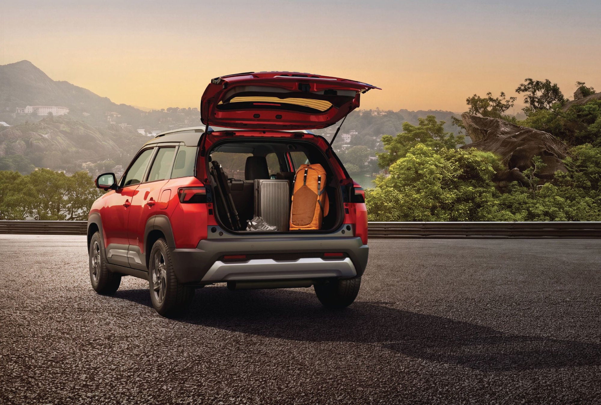 Maruti Suzuki Brezza Facelift, loaded for a trip