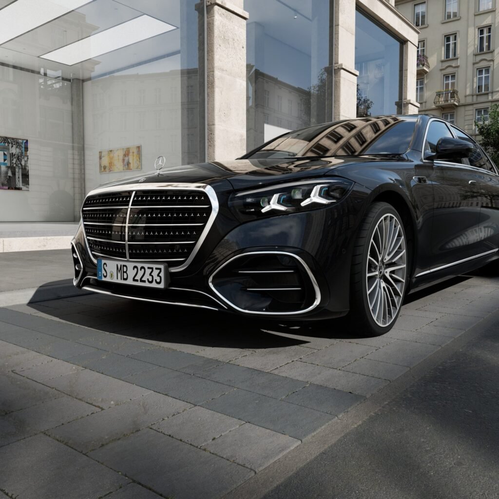 Mercedes-Benz S-Class, lifestyle