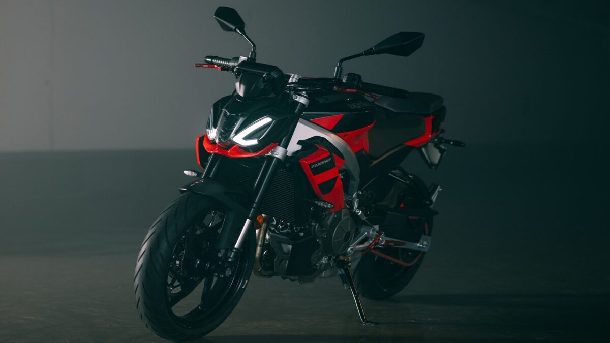 Aprilia Tuono 457, lifestyle