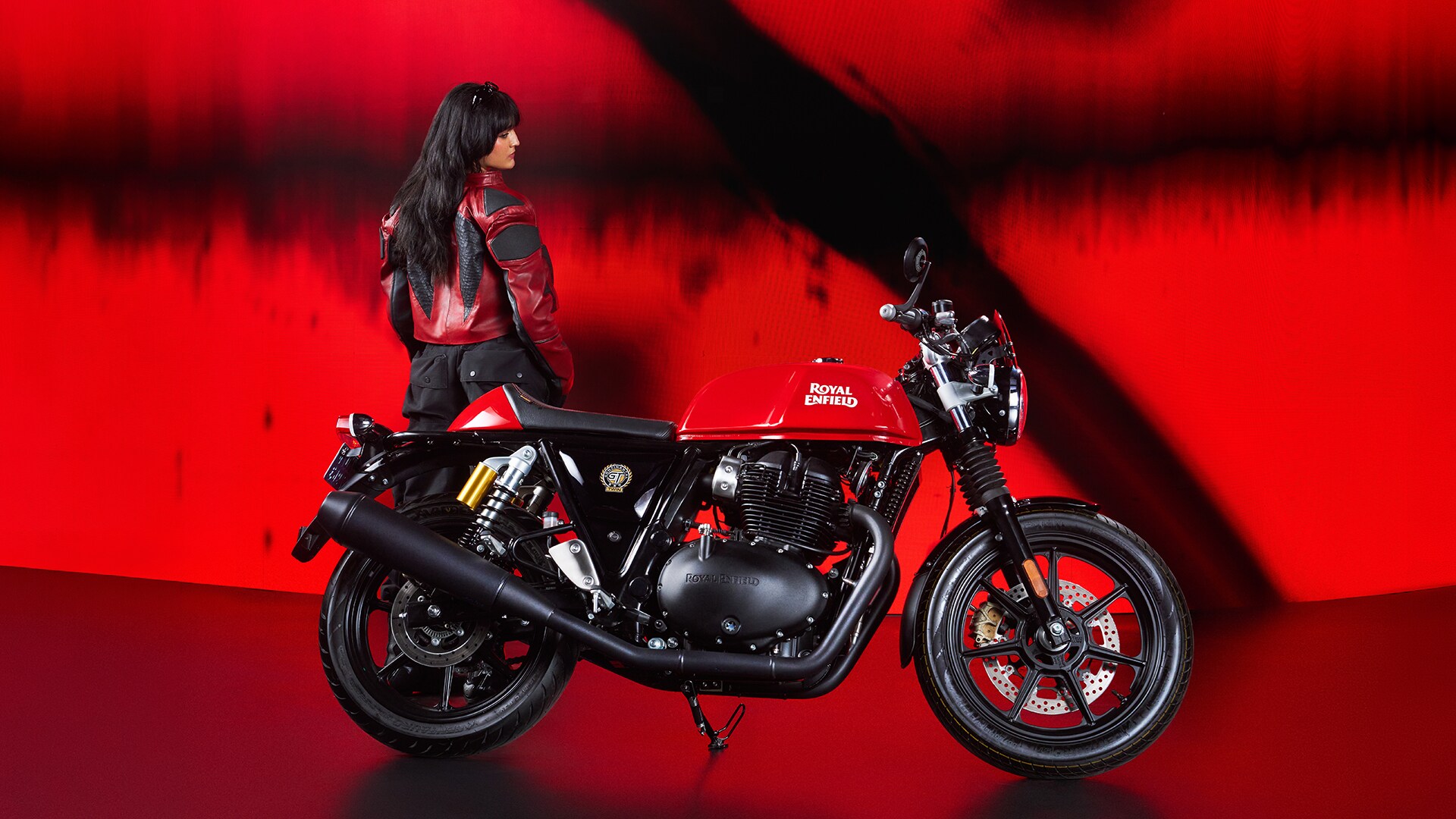 Royal Enfield Continental GT 650 studio lifestyle shot