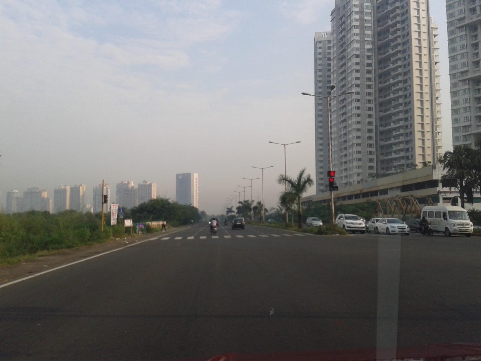 Palm Beach Road in Navi Mumbai, the planned street circuit