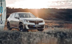 BMW’s China Deliveries Plunge 25% as Global Sales Slip 6%