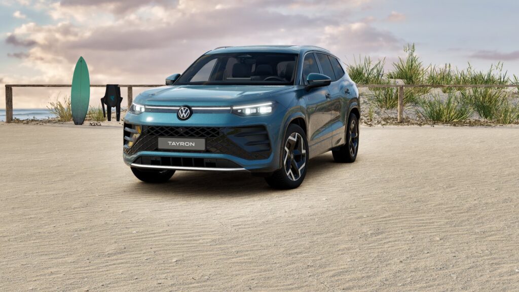 Volkswagen Tayron in Nightshade Blue Metallic