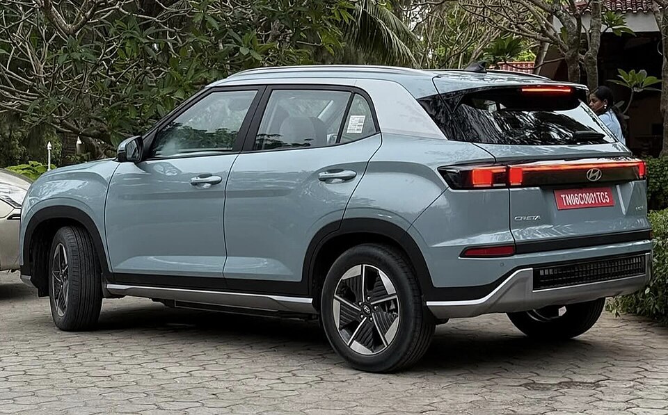 Hyundai Creta Electric rear three-quarter view with India registration plate