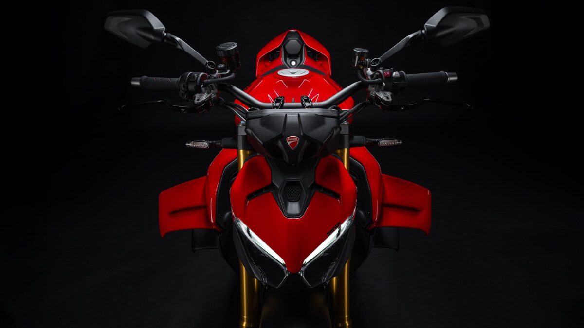 Ducati Streetfighter V4, interior