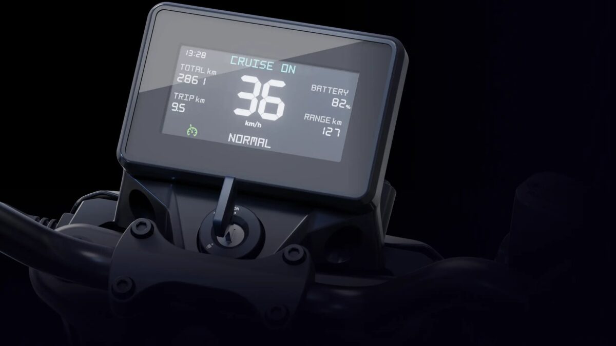 Ola Roadster X, interior