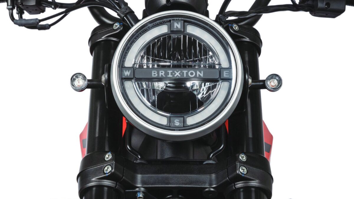 Brixton Crossfire 500 X, interior