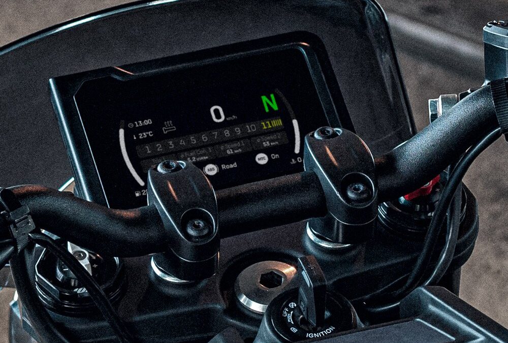Husqvarna Svartpilen 401, interior