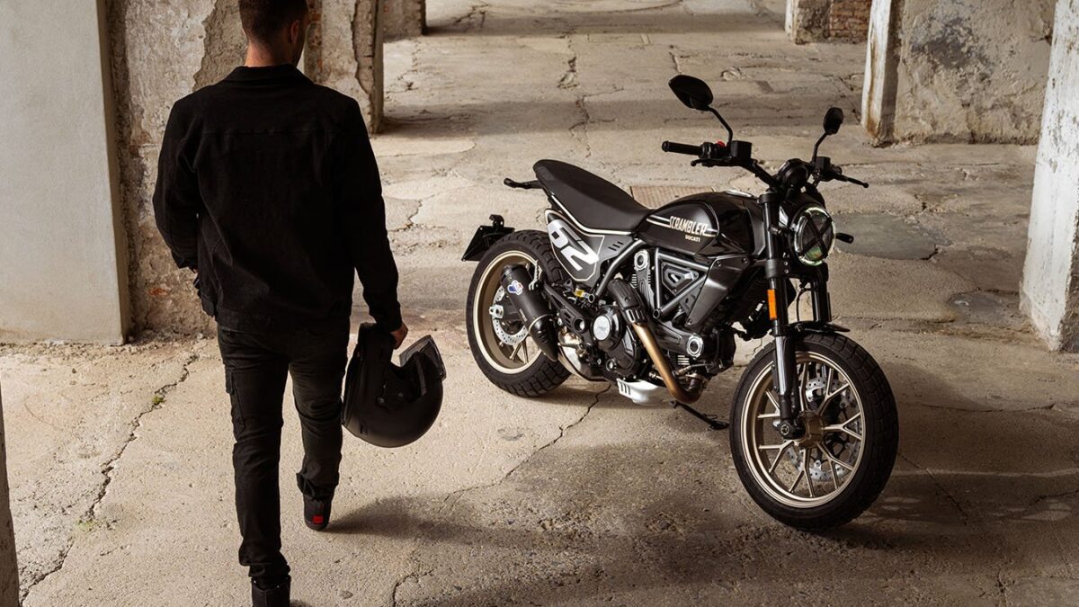 Ducati Scrambler Full Throttle, lifestyle
