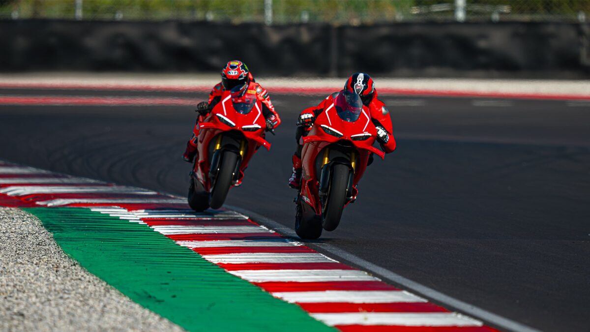 Ducati Panigale V4 R, lifestyle