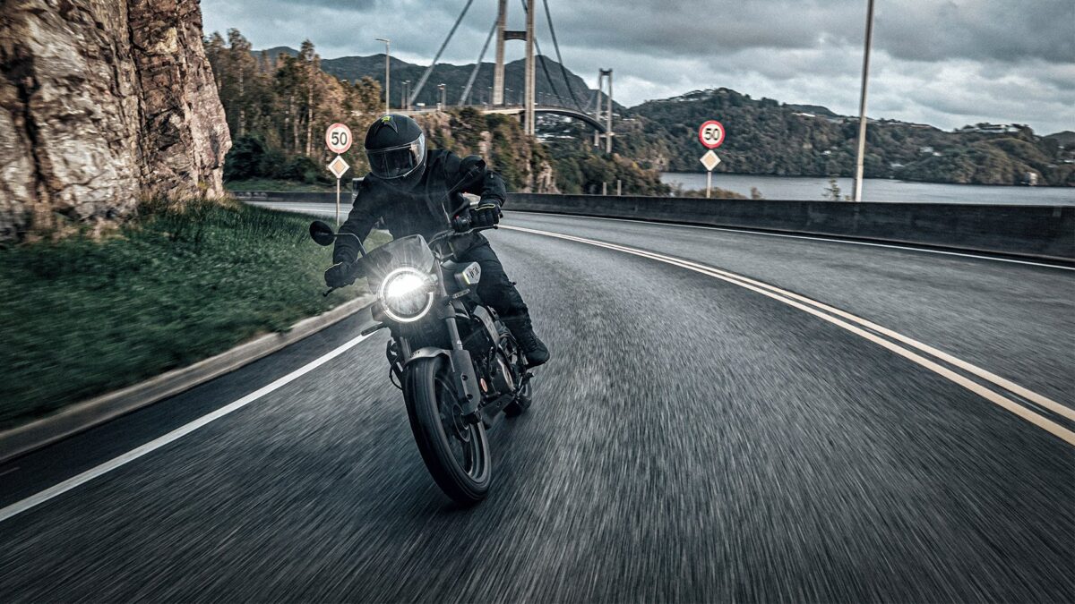 Husqvarna Svartpilen 401, lifestyle