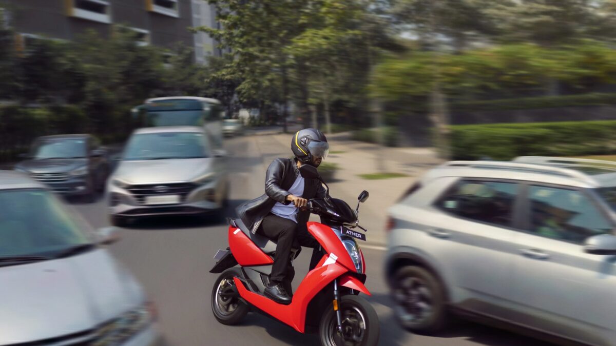 Ather 450X, lifestyle